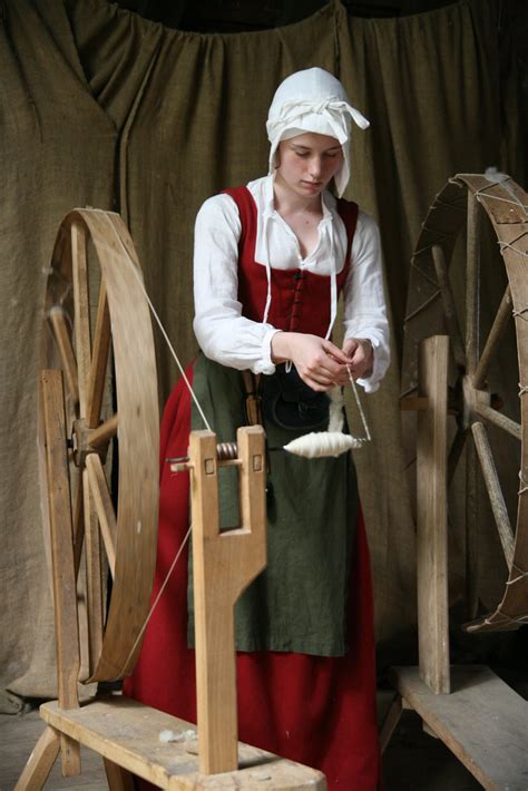 tudor spinning wheel